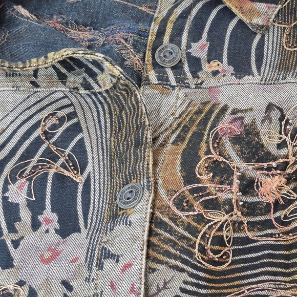 Chico's Embroidered Beaded Print Denim Lightweight Jacket - Size 2 (L/12-14) - Picture 6 of 12